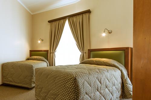 Gariep, A Forever Resort: 6-Sleeper Chalet. 3 bedrooms (1 double bed & 4 single beds)